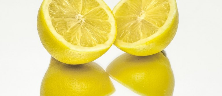 Kůra z citrusů se dá použít různými způsoby