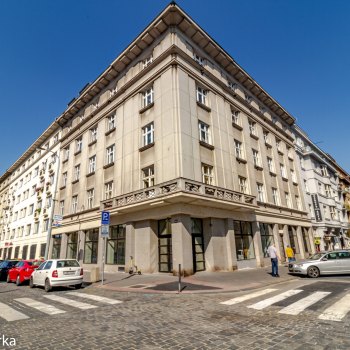 Prodej bytu 2+1, 77 m², Praha, ulice Dejvická - foto č. 3