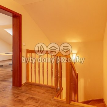Prodej rodinného domu, 1190 m², Zlatá, Praha - Východ - foto č. 25