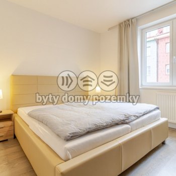 Pronájem bytu 3+kk, 62 m², Praha, ul. Drahobejlova - foto č. 3